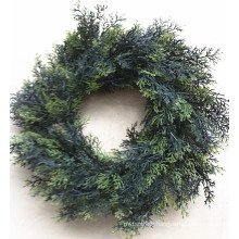 2014 China wholesle artificial green wreath for Christmas decor from Yiwu market